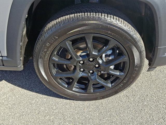 used 2022 Jeep Compass car, priced at $23,900