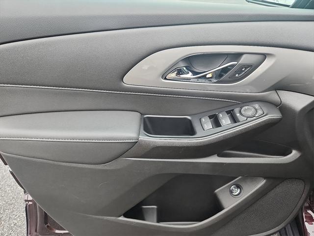 used 2023 Chevrolet Traverse car, priced at $30,999