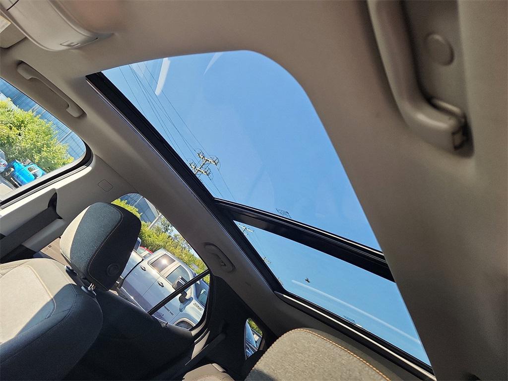 used 2022 Chevrolet Equinox car, priced at $21,492
