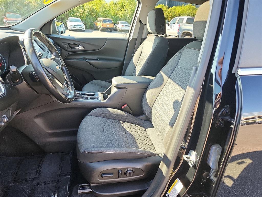 used 2022 Chevrolet Equinox car, priced at $21,492
