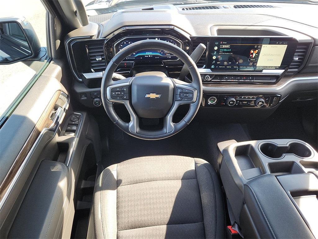 used 2022 Chevrolet Silverado 1500 car, priced at $34,235