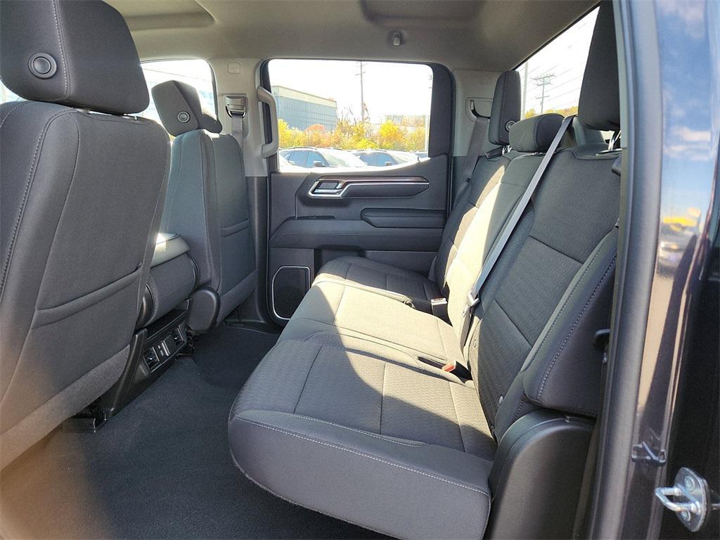 used 2022 Chevrolet Silverado 1500 car, priced at $34,235