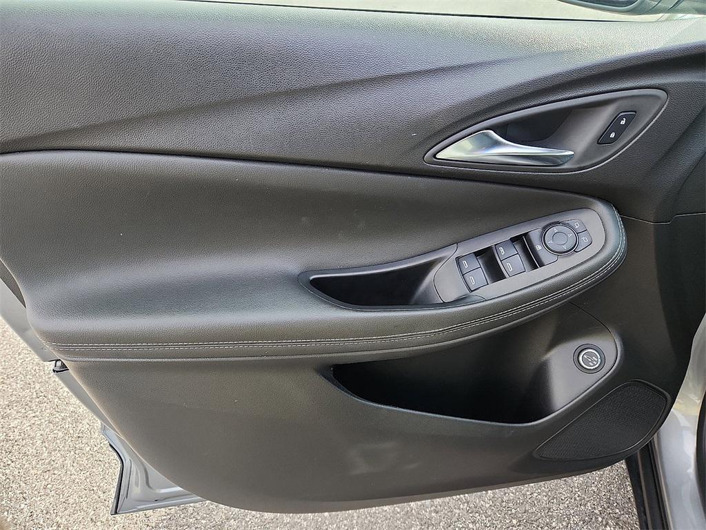 used 2024 Buick Encore GX car, priced at $22,999