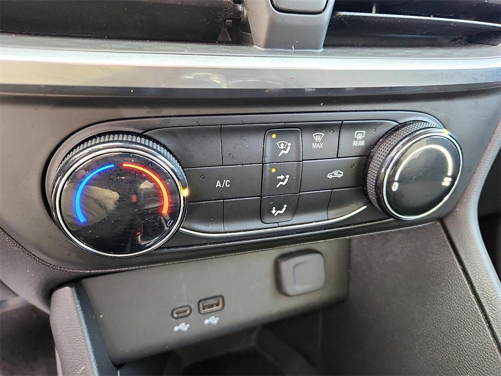 used 2024 Buick Encore GX car, priced at $22,999