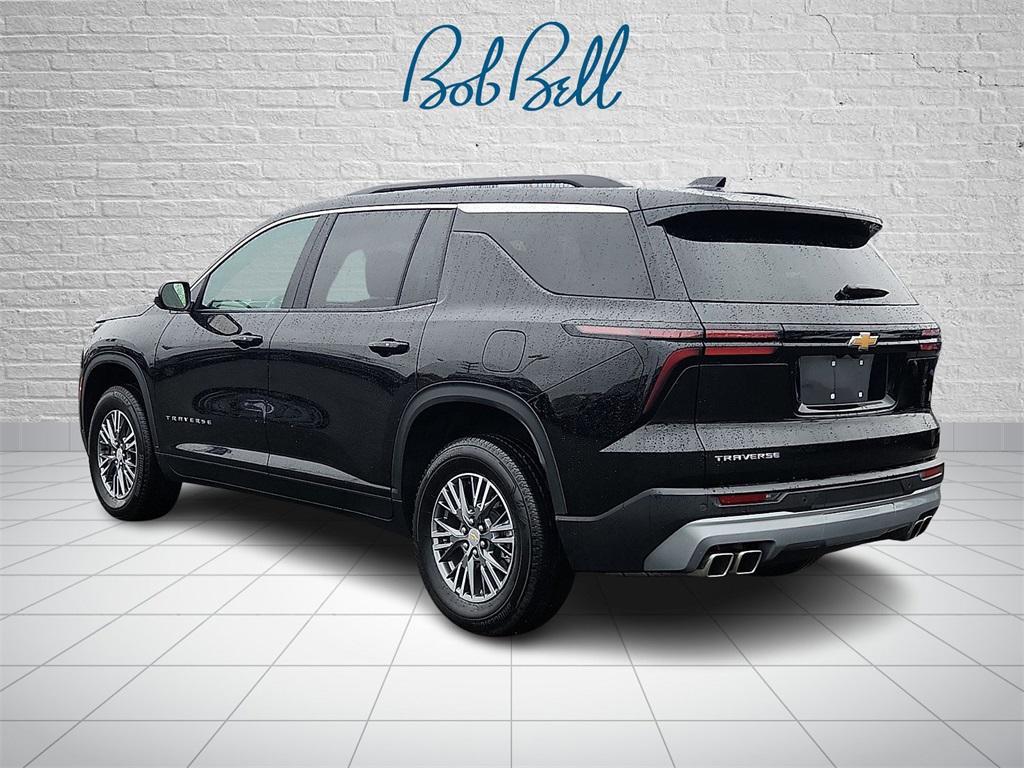used 2025 Chevrolet Traverse car, priced at $35,573