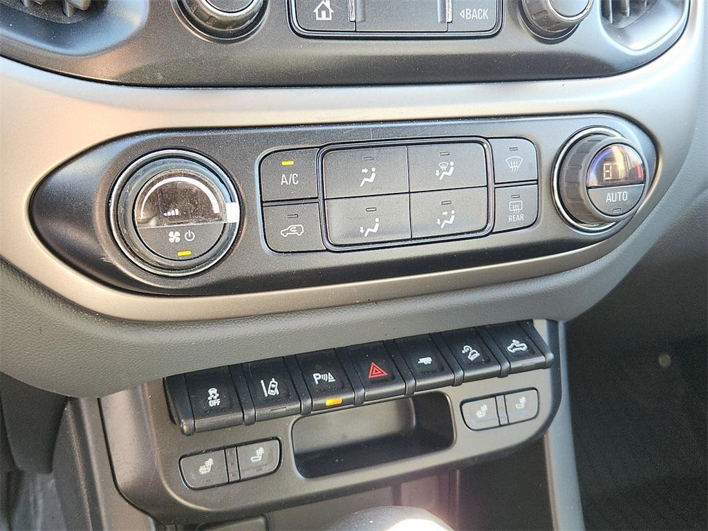 used 2022 Chevrolet Colorado car, priced at $32,999