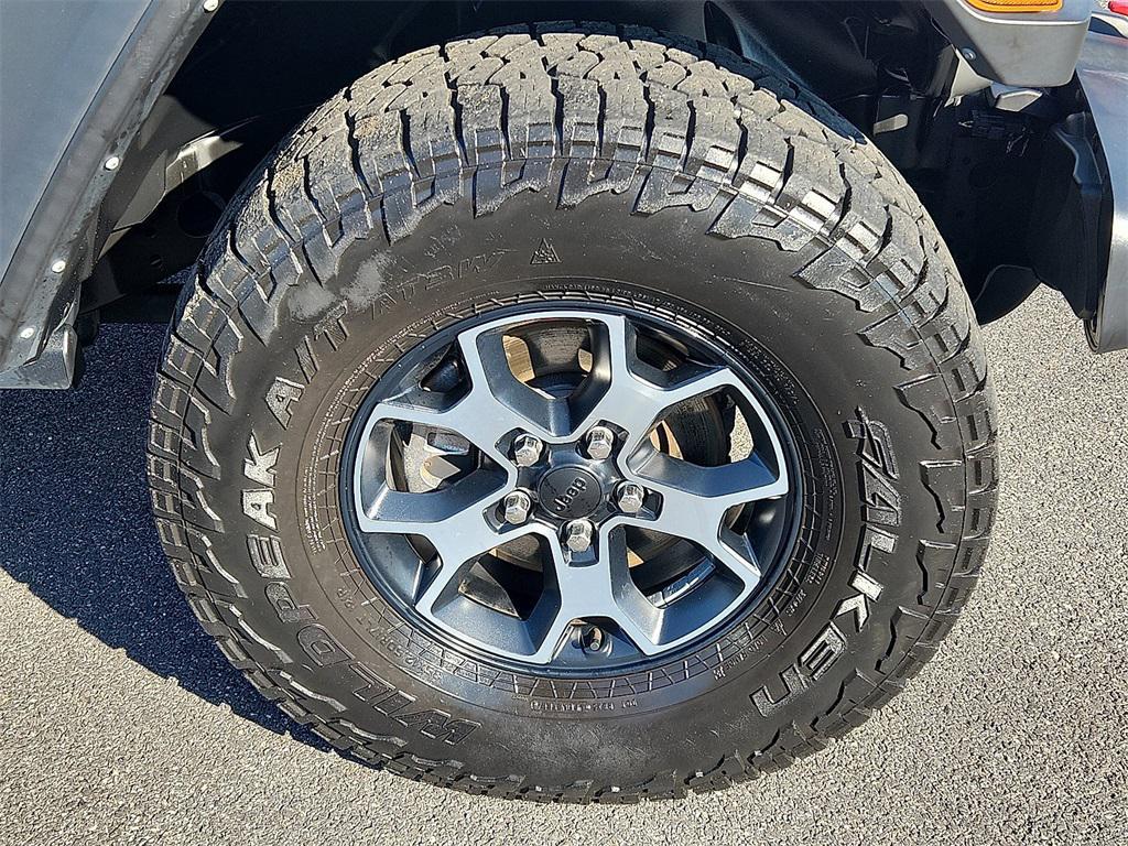 used 2022 Jeep Wrangler Unlimited car, priced at $33,600