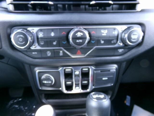 new 2025 Jeep Wrangler car, priced at $49,770
