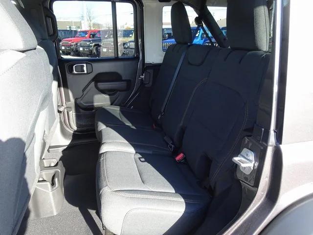 new 2025 Jeep Wrangler car, priced at $51,360