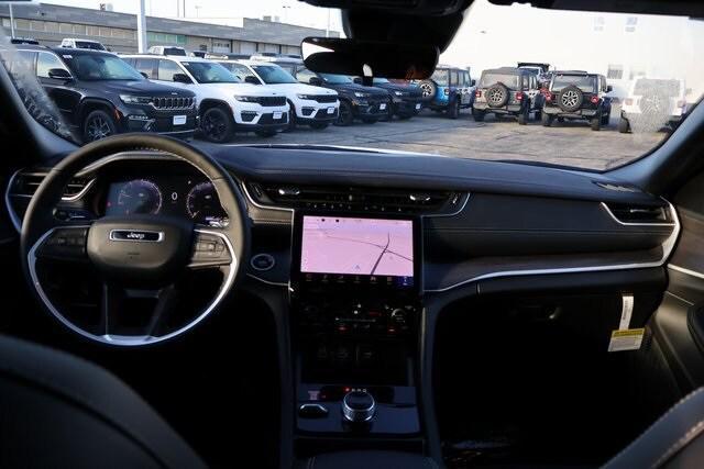 new 2025 Jeep Grand Cherokee car, priced at $48,890