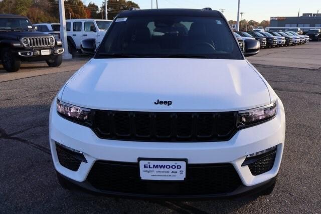 new 2025 Jeep Grand Cherokee car, priced at $48,890