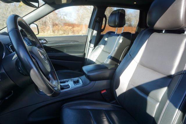 used 2021 Jeep Grand Cherokee car, priced at $32,225