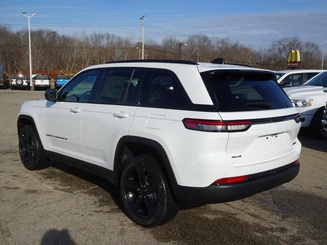 new 2025 Jeep Grand Cherokee car, priced at $47,440