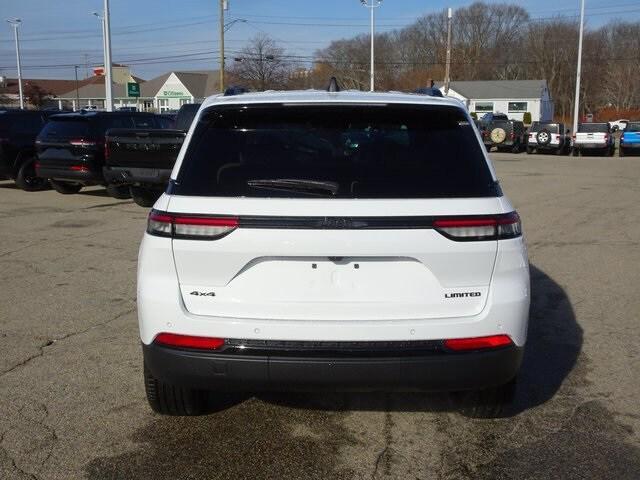 new 2025 Jeep Grand Cherokee car, priced at $47,440