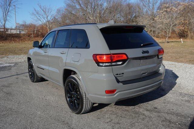 used 2022 Jeep Grand Cherokee car, priced at $32,970