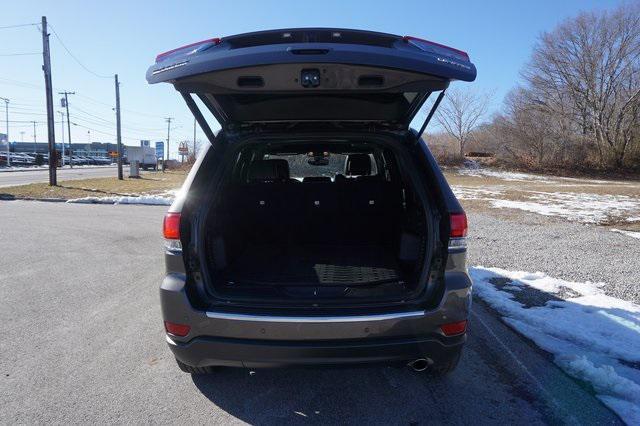 used 2021 Jeep Grand Cherokee car, priced at $28,988