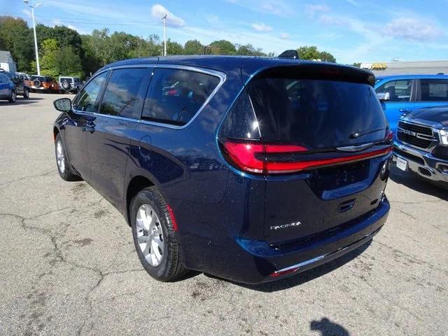 new 2025 Chrysler Pacifica car, priced at $41,915