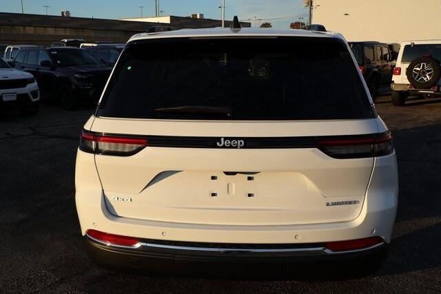 new 2025 Jeep Grand Cherokee car, priced at $44,150