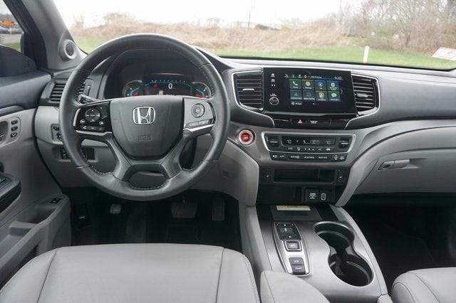 used 2022 Honda Pilot car, priced at $34,495