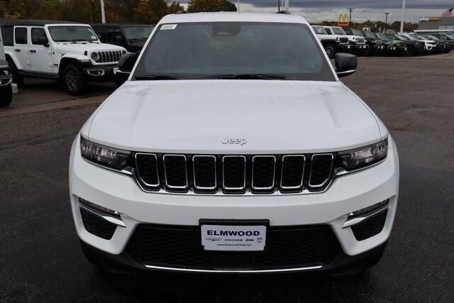new 2025 Jeep Grand Cherokee car, priced at $42,150