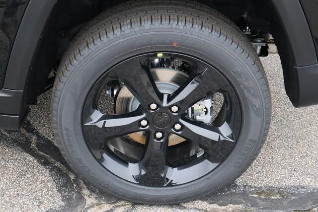 new 2025 Jeep Grand Cherokee car, priced at $47,735