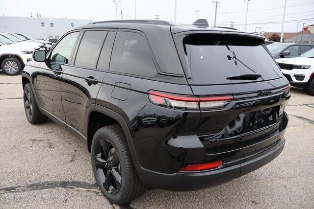 new 2025 Jeep Grand Cherokee car, priced at $47,735