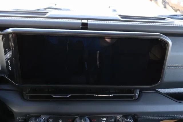 new 2025 Jeep Gladiator car, priced at $44,190