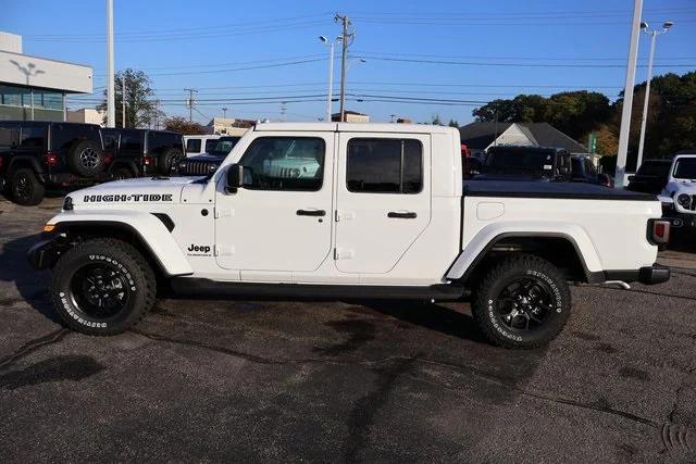 new 2025 Jeep Gladiator car, priced at $44,190