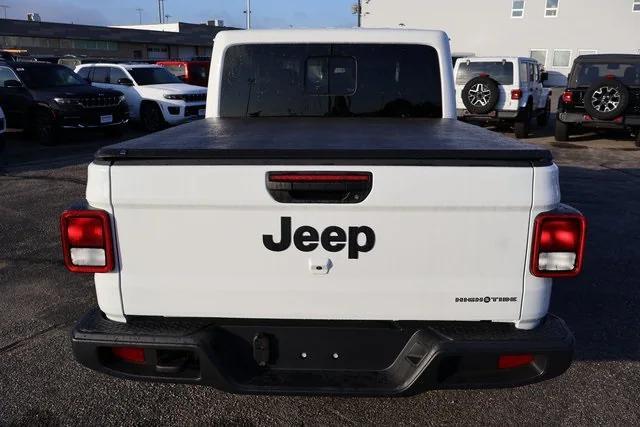new 2025 Jeep Gladiator car, priced at $44,190