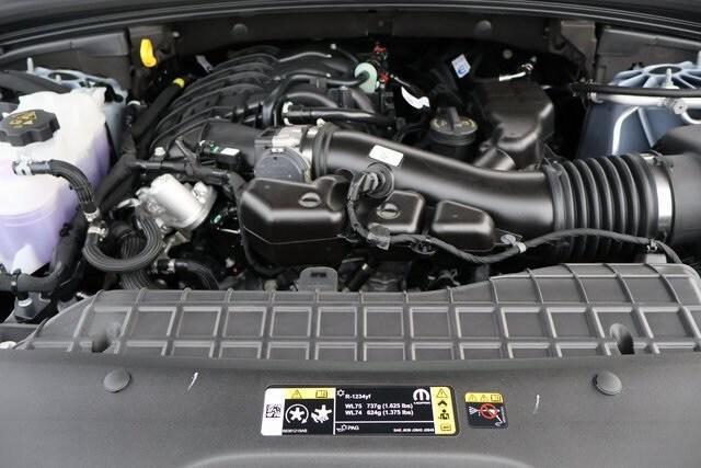 new 2025 Jeep Grand Cherokee car, priced at $44,260