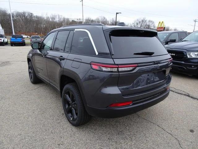 new 2025 Jeep Grand Cherokee car, priced at $50,960