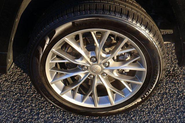 used 2022 Jeep Grand Cherokee L car, priced at $41,995