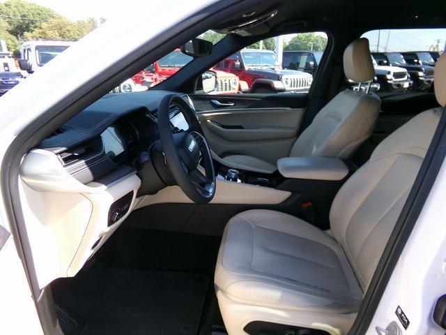 used 2023 Jeep Grand Cherokee car, priced at $34,995