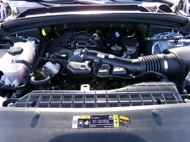 used 2023 Jeep Grand Cherokee car, priced at $34,995