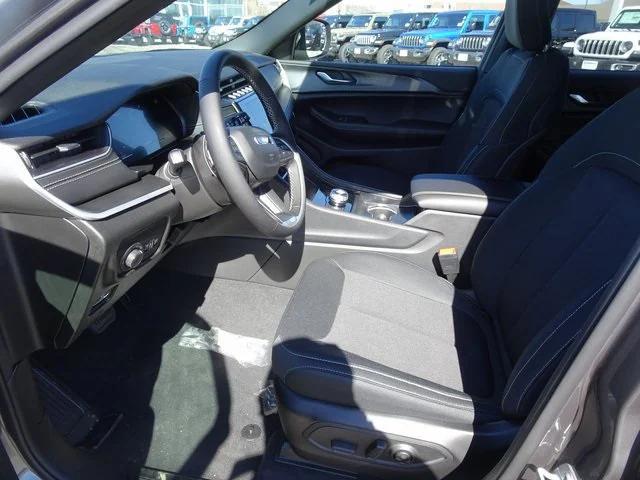new 2025 Jeep Grand Cherokee L car, priced at $43,170