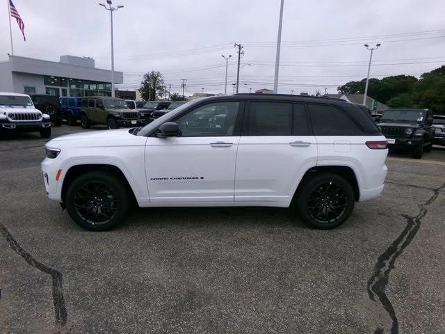 new 2025 Jeep Grand Cherokee car, priced at $58,455