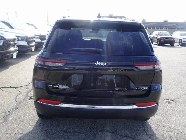 new 2025 Jeep Grand Cherokee car, priced at $45,310