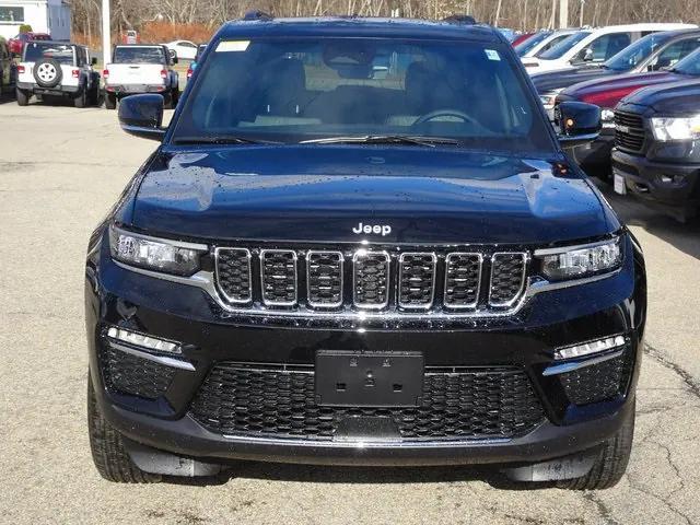 new 2025 Jeep Grand Cherokee car, priced at $45,310