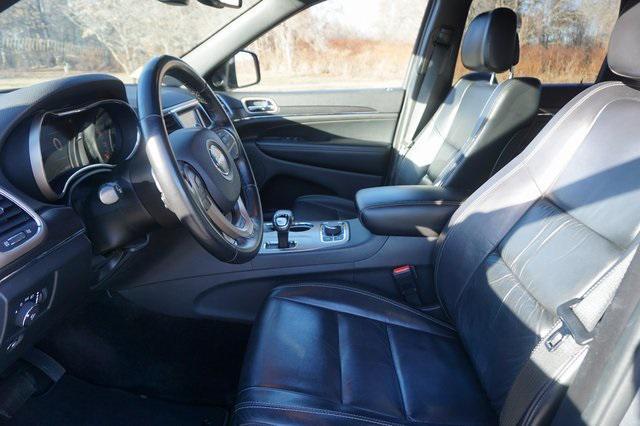 used 2015 Jeep Grand Cherokee car, priced at $17,888