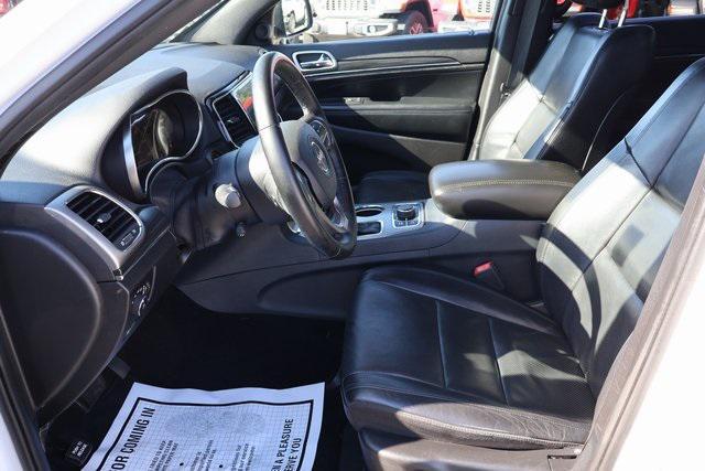 used 2020 Jeep Grand Cherokee car, priced at $20,795