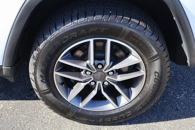 used 2020 Jeep Grand Cherokee car, priced at $20,795