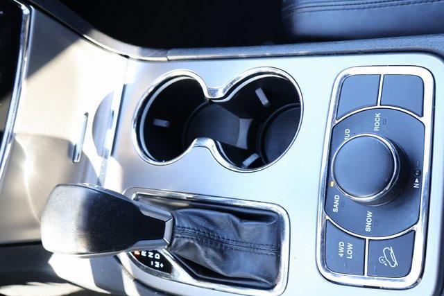 used 2020 Jeep Grand Cherokee car, priced at $20,795