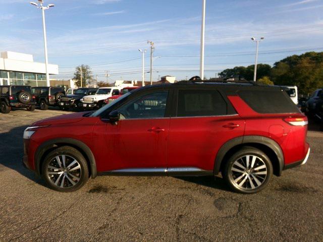 used 2024 Nissan Pathfinder car, priced at $43,995