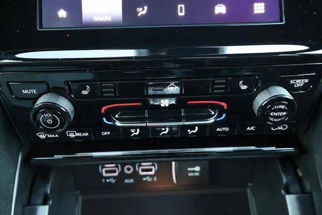 new 2025 Jeep Grand Cherokee L car, priced at $47,625