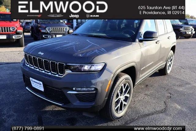 new 2025 Jeep Grand Cherokee car, priced at $45,760