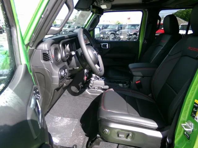 new 2025 Jeep Gladiator car, priced at $56,565