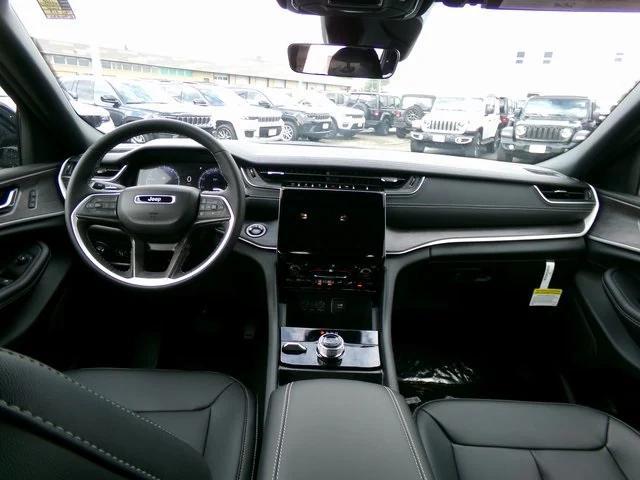 new 2025 Jeep Grand Cherokee L car, priced at $48,715