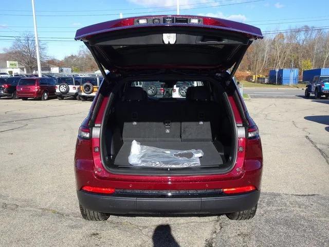 new 2025 Jeep Grand Cherokee car, priced at $49,535