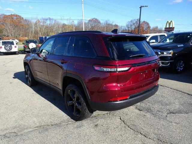 new 2025 Jeep Grand Cherokee car, priced at $49,535