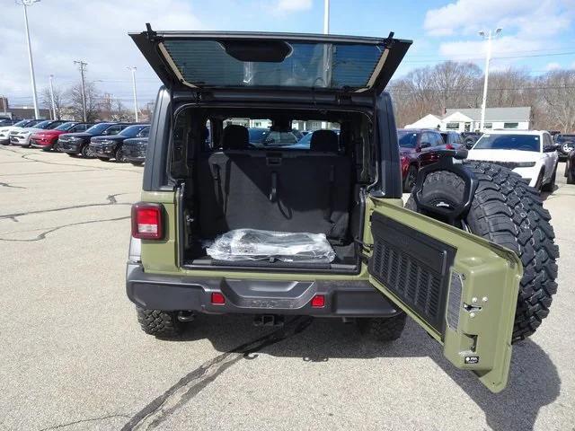 new 2025 Jeep Wrangler car, priced at $45,875